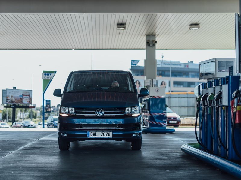 Plattner jel s Transporterem z Prahy do Hannoveru a zpět za 4,91 l/100 km